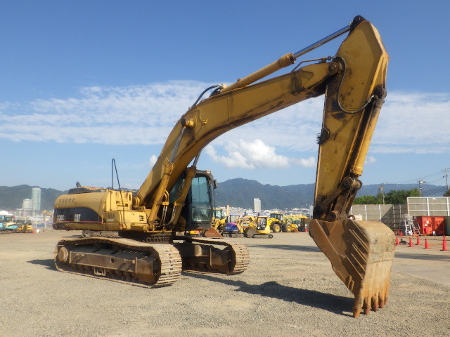 CAT 330C 2004