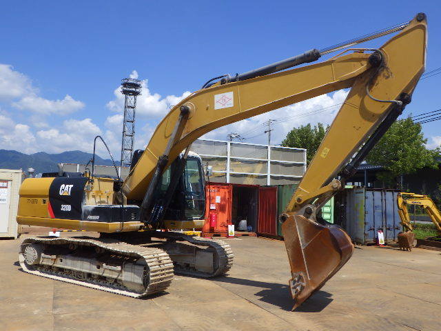 CAT 320D 2013