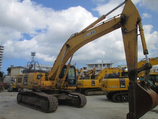 KOMATSU PC300 2015